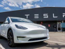 Tesla: Pelopor Mobil Listrik yang Mengubah Wajah Industri Otomotif Dunia